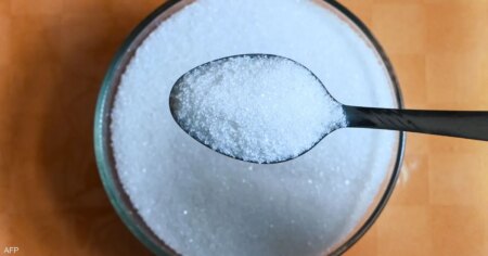 السكر الطبيعي والمكرر.. أيهما أفضل لصحتك؟