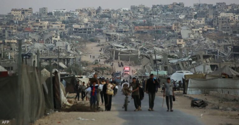 الجيش الإسرائيلي ينسف منازل في المنطقة الشرقية بغزة