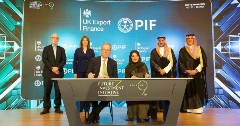"PIF" يوقّع مذكرة تفاهم بـ6.8 مليارات دولار مع بريطانيا