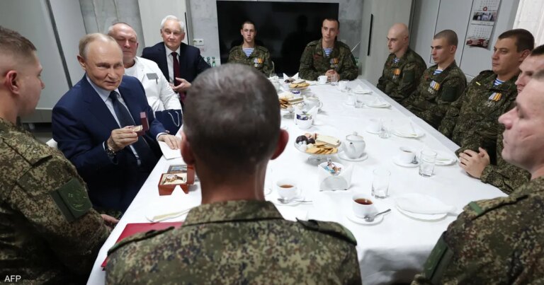 بوتين يؤكد تطويق قوات أوكرانية في مدينتين وكييف تنفي