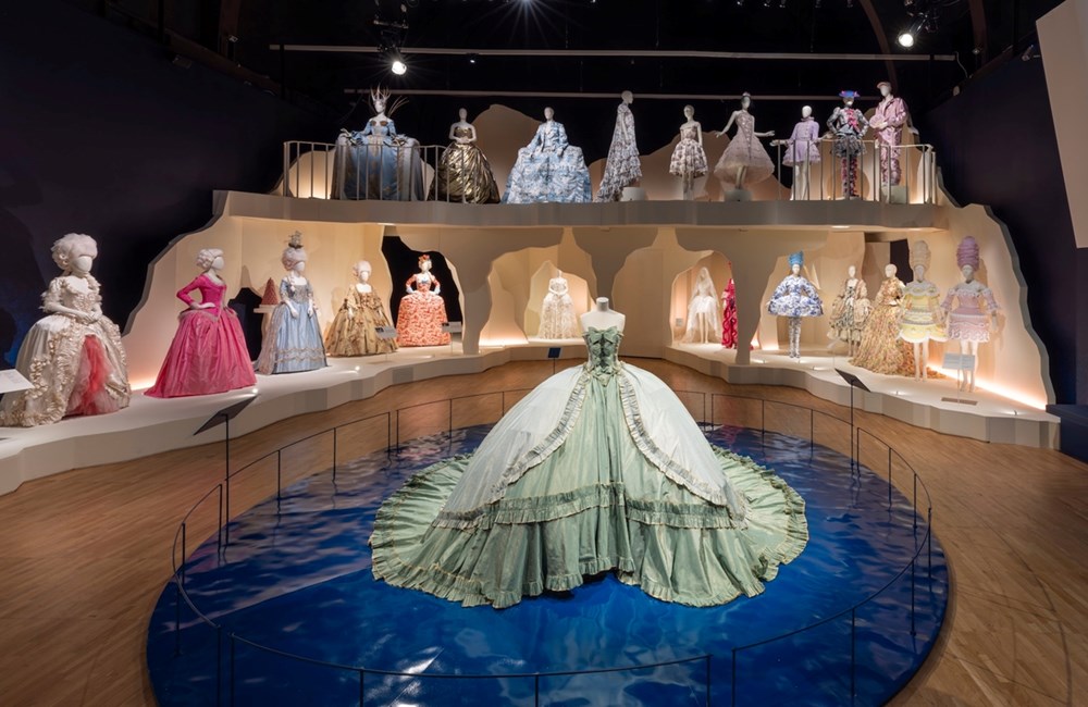 ماري أنطوانيت تُلهم لندن بمعرضها الأول في «فيكتوريا وألبرت»