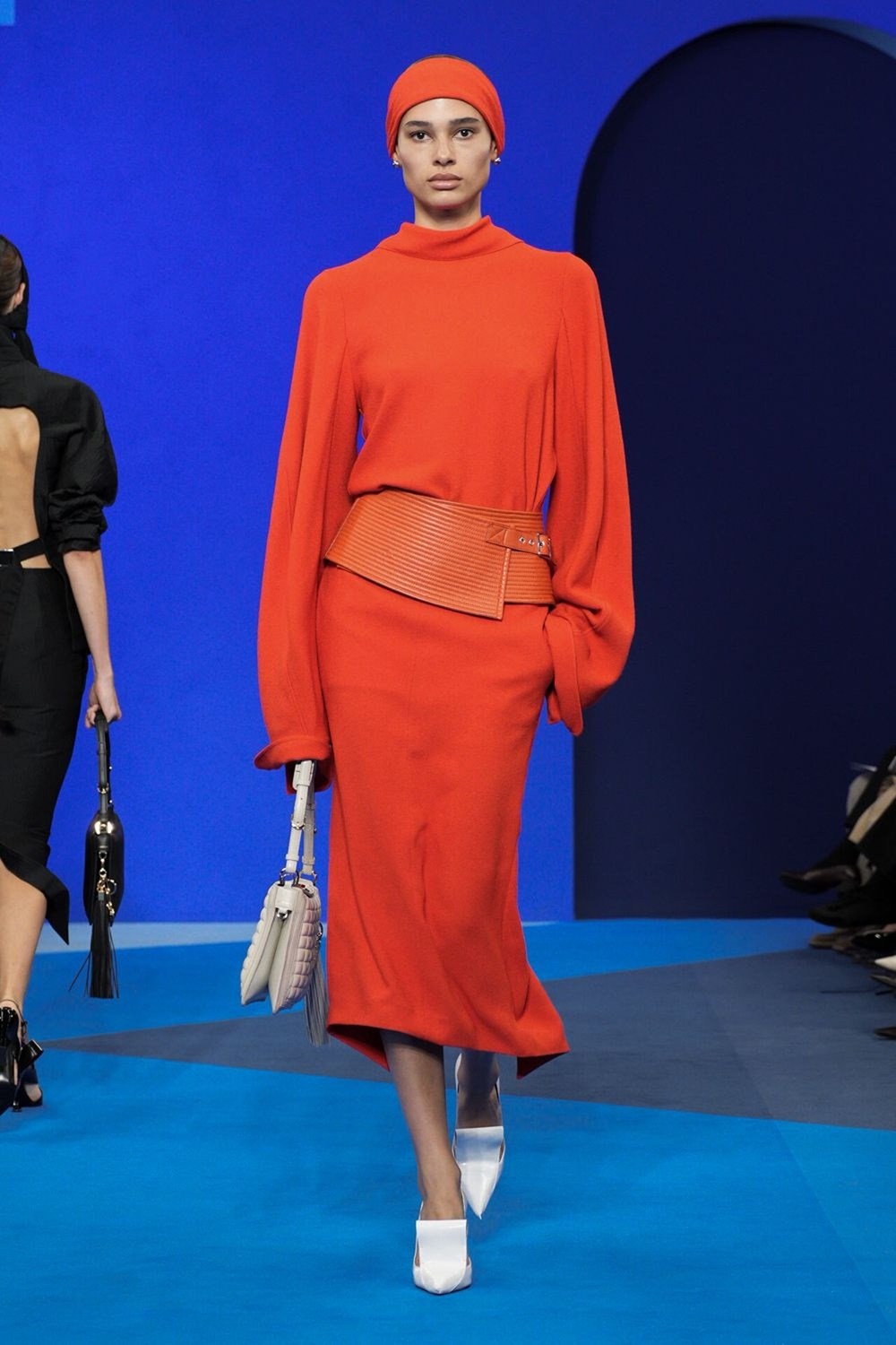 مجموعة «Lanvin» لربيع وصيف 2025.. عودة إلى الأناقة