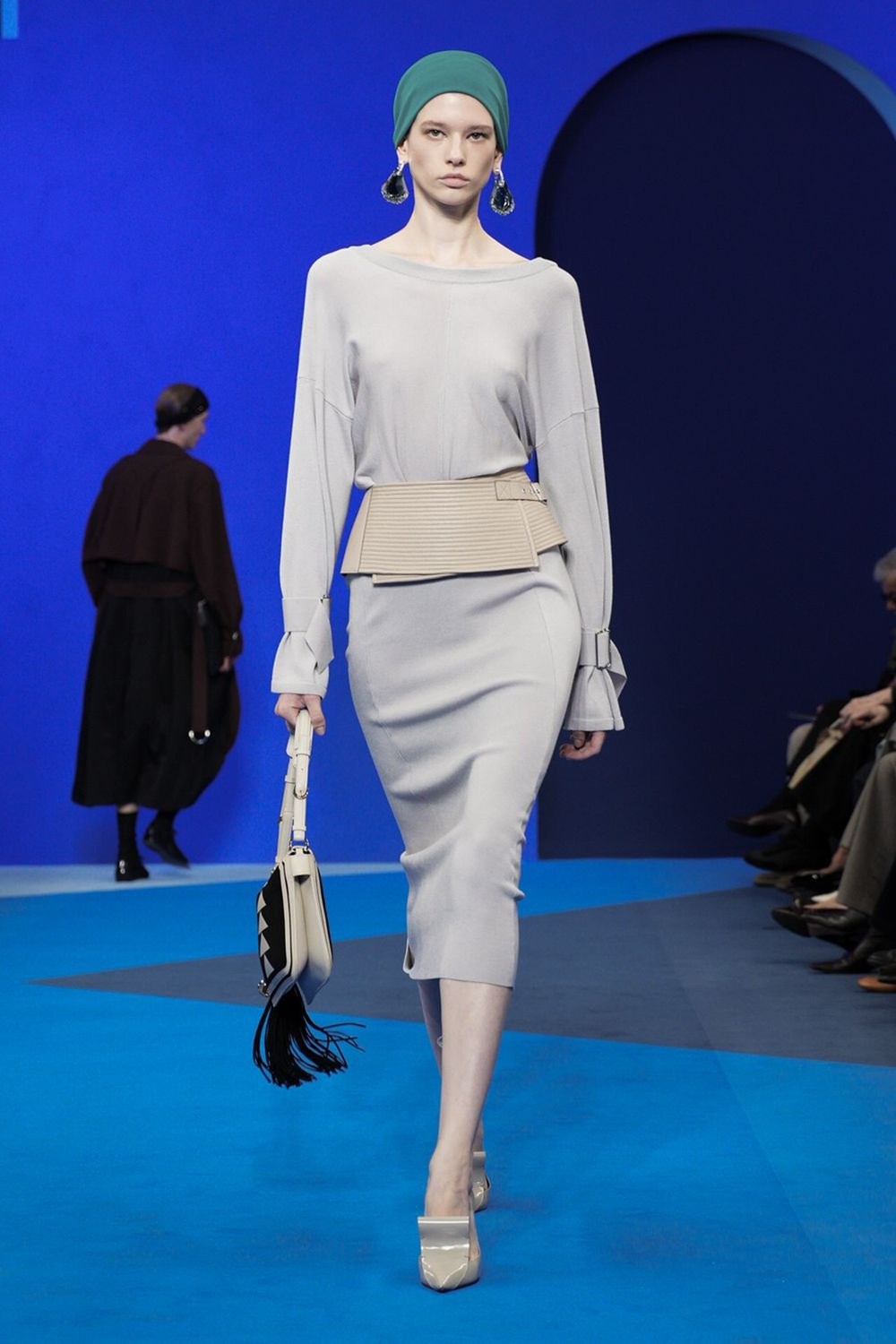 مجموعة «Lanvin» لربيع وصيف 2025.. عودة إلى الأناقة