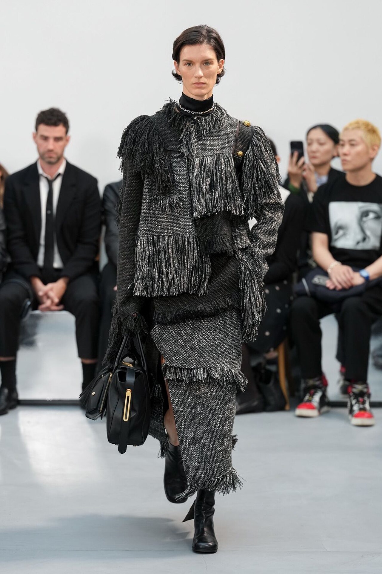 مجموعة أزياء ساكاي لربيع وصيف 2026 من أسبوع الموضة في باريس