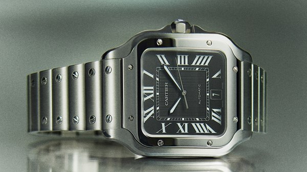 «سانتوس دو كارتييه» تعود بإطلالة عصرية ومتقدّمة ولمسات مضيئة «سانتوس دو كارتييه» تعود بإطلالة عصرية ومتقدّمة ولمسات مضيئة