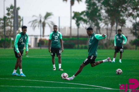 المنتخب السعودي يرفع استعداده لمواجهة العراق