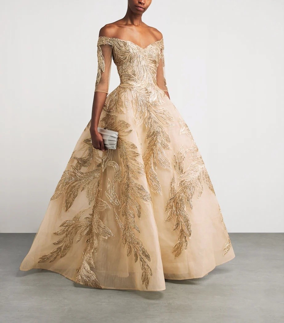 تألقي هذا الخريف بإطلالات تحمل توقيع نخبة المصممين العالميين