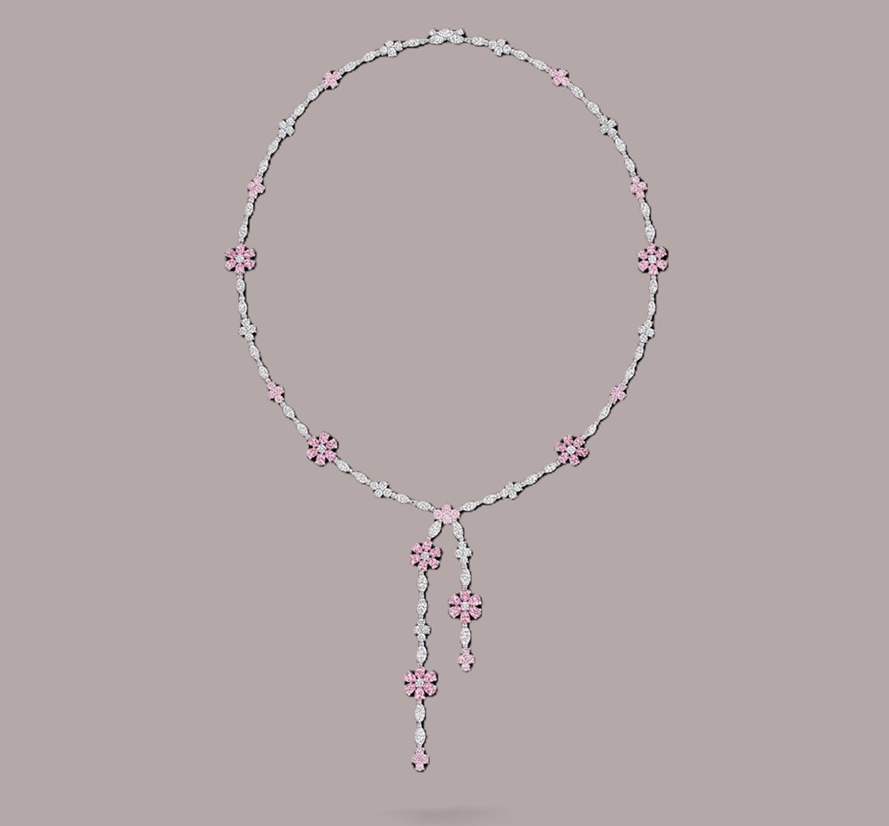 مجوهرات بـ«الوردي الناعم».. تألقي بها في شهر التوعية بسرطان الثدي