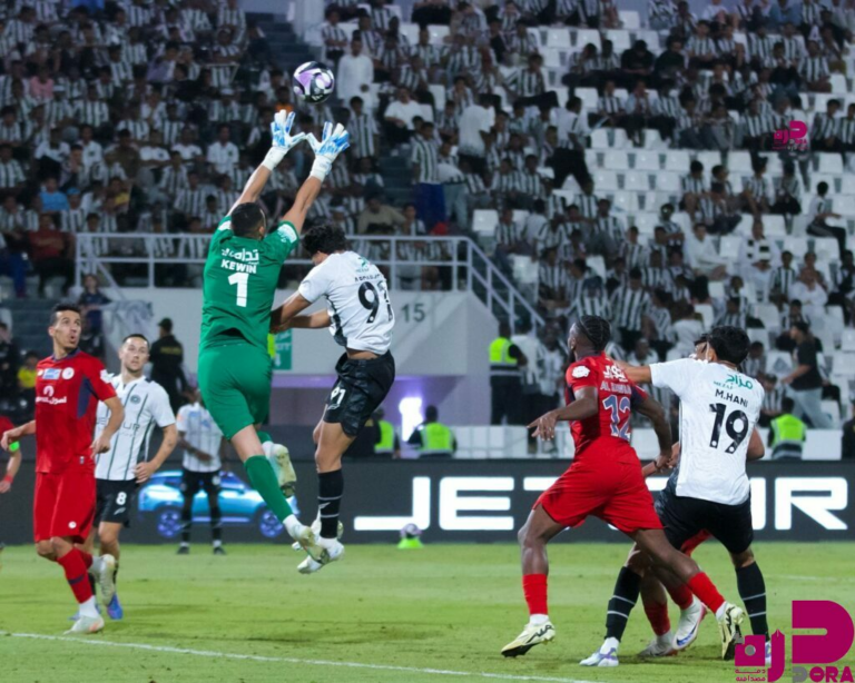 التعادل الإيجابي يحسم مواجهة الشباب وضمك في دوري روشن