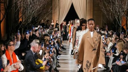 أسبوع الأزياء في الرياض 2025 ينطلق قريبًا.. وهذا جدول العروض