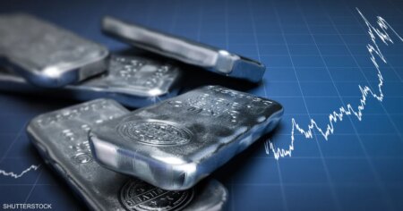 هل يُنذر انخفاض مخزون الفضة الصيني بنقص عالمي وشيك؟