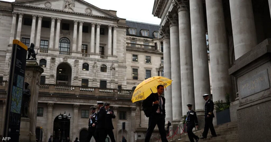 توقعات بإبقاء معدلات الفائدة في بريطانيا دون تغيير