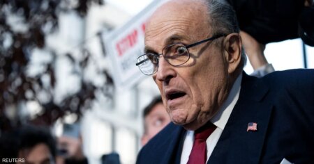 ترامب يعفو عن متورطين في محاولة إبطال نتائج انتخابات 2020