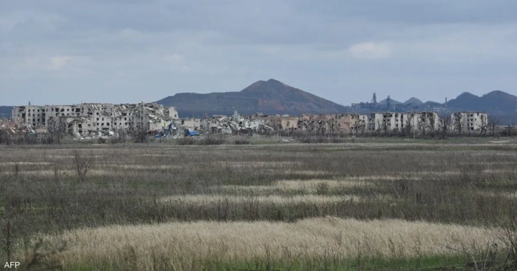 روسيا تسيطر على بلدتين واستسلام "مارينز" أوكرانيين