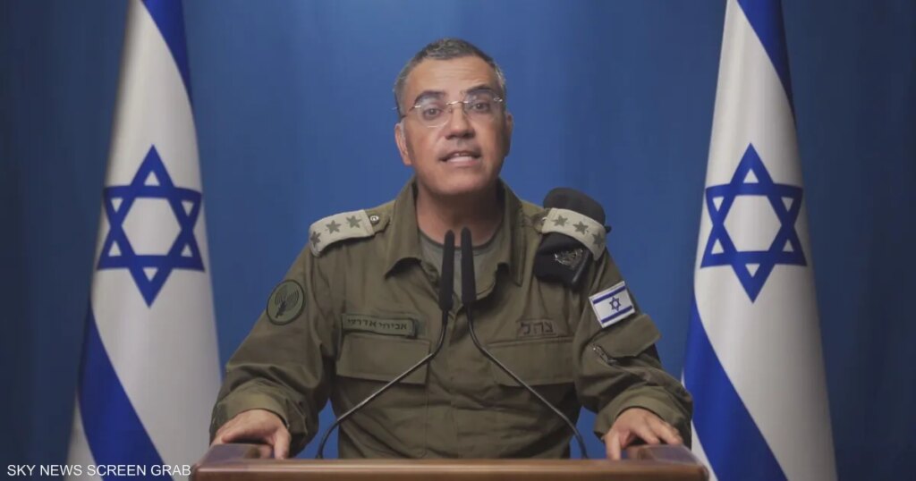 بعد 30 عاما من الخدمة.. أدرعي يودع الجيش الإسرائيلي