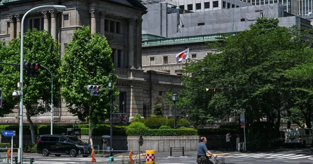 الإقراض المصرفي في اليابان ينمو بأكثر من التوقعات في أكتوبر