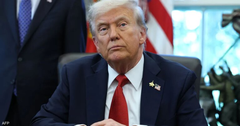 ترامب يوجه "انتقادا مفاجئا" لفرنسا