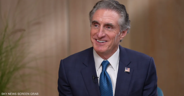 وزير الداخلية الأميركي: الإمارات شريك استراتيجي بسباق الطاقة