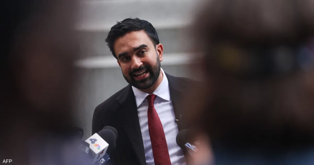 انتخابات عمدة نيويورك تشعل "حربا كلامية" بين ترامب وممداني