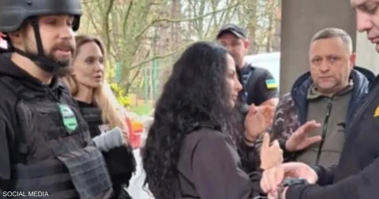 فيديو: أنجلينا جولي تتعرض لموقف محرج في أوكرانيا.. ماذا حدث؟