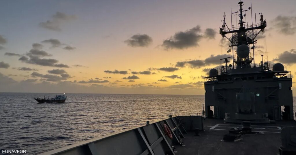 قوة أوروبية تسيطر على قارب قرصنة يرفع العلم الإيراني