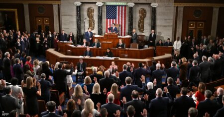 النواب يوافق على إنهاء أطول إغلاق في تاريخ الولايات المتحدة