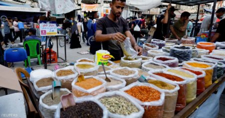 بـ"قبضة البورصة".. حماس تثقل كاهل سكان غزة