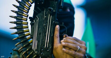 البث الإسرائيلية: حماس تنقل أسلحتها إلى "دول داعمة لها"