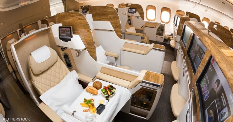 طيران الإمارات تطلق المرحلة التالية من برنامج تحديث الأسطول