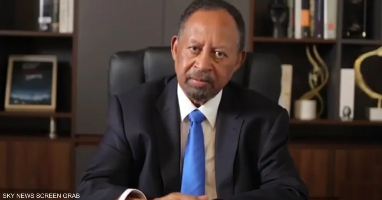 حمدوك يدعو الجيش لقبول الهدنة ويحذر من انهيار الدولة