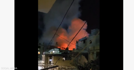 غارة إسرائيلية تستهدف سيارة في مخيم عين الحلوة جنوب لبنان