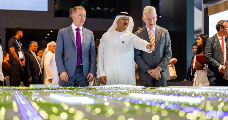 مشروع توسعة مطار آل مكتوم يحصل على تمويل بـ 3.5 مليار دولار