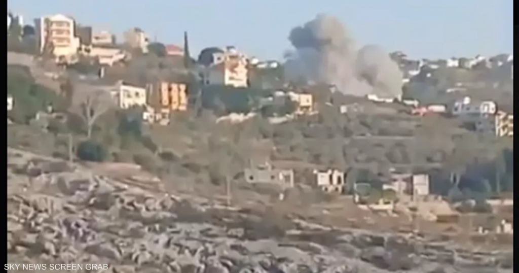 بعد إنذار الإخلاء.. إسرائيل تقصف "مبنى شحور" جنوبي لبنان