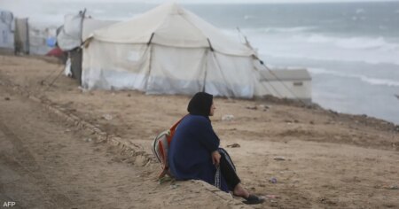 شتاء غزة القاسي.. برد وفيضانات وصرف صحي يفاقم جراح النازحين