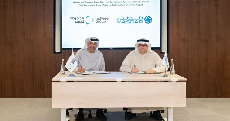 مصدر وتدوير تتعاونان لإنتاج وقود طيران مستدام من النفايات