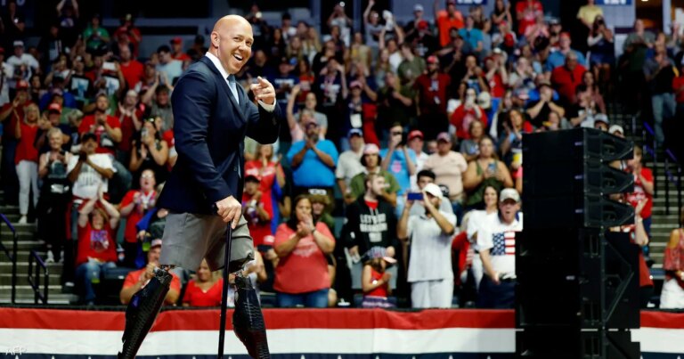 أشرس معارضي رفع "قيصر" عن سوريا.. يتراجع لكن بشروط