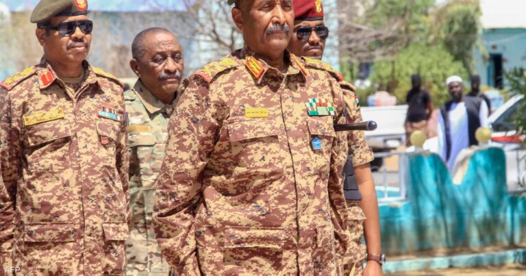 السودان.. لماذا يخشى قادة الجيش العودة للحكم المدني؟