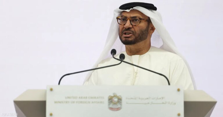 قرقاش: الإمارات لم تنقل أي أسلحة لأطراف حرب السودان