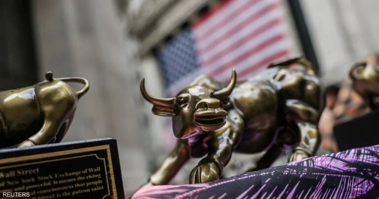 ما الذي تعكسه الصفقات الضخمة في الأسواق العالمية؟