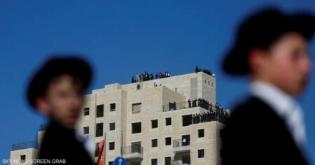 يالصورة.. آلاف الإسرائيليين أمام سفارة البرتغال في تل أبيب