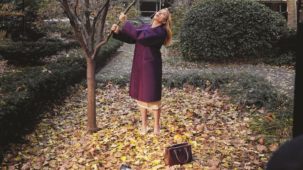 Prada تحتفي بحقيبة «غاليريا» الأيقونية