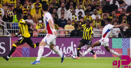 الاتحاد يستعيد هيبته بثلاثية نظيفة في مرمى الشارقة بدوري أبطال آسيا للنخبة