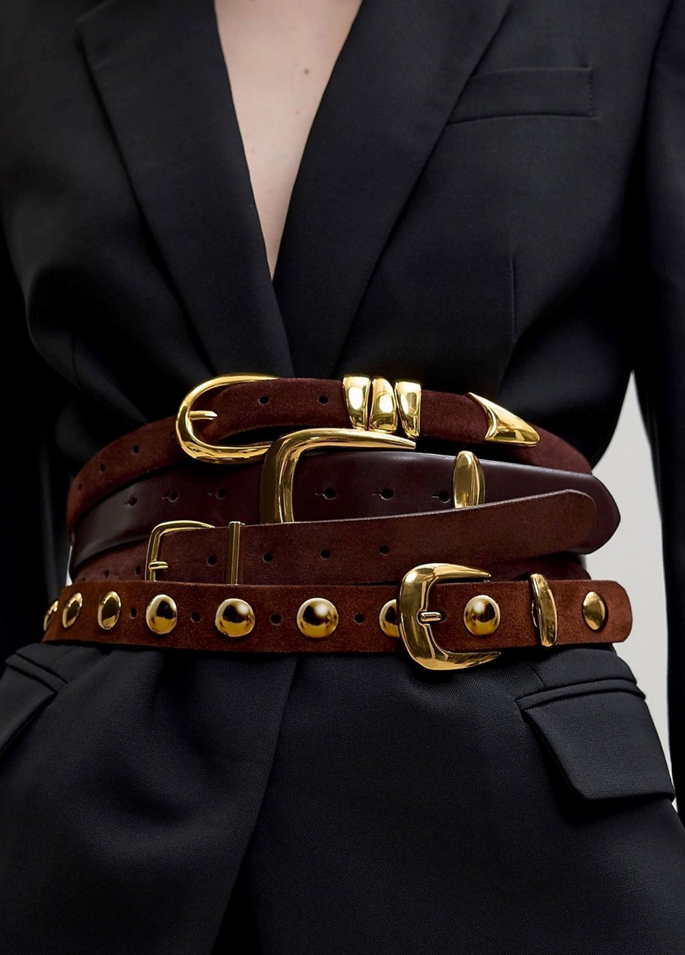 الإكسسوارات الموسمية.. لمسة متجددة على إطلالتكِ