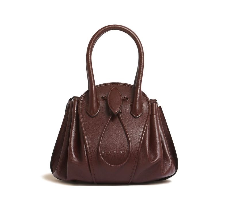 5 حقائب كشفت عنها دور الأزياء.. لشتاء 2026