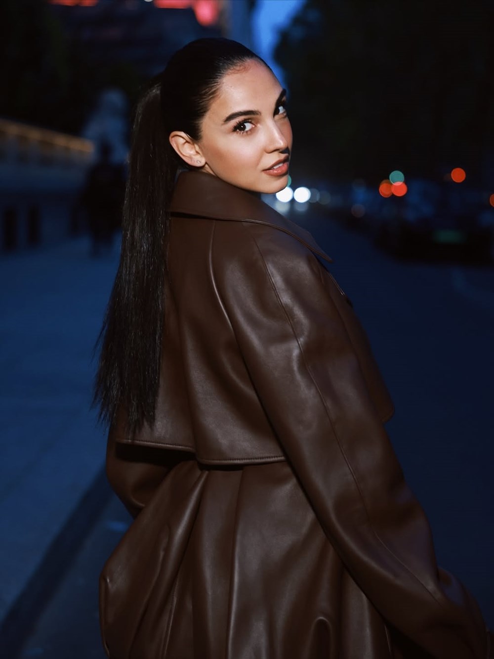 سلمى أبو ضيف وجهاً جديداً لدار «LOEWE».. شراكة استراتيجية وفصل إبداعي جديد