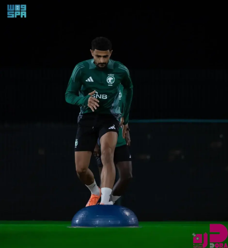 المنتخب السعودي يختتم استعداده لمواجهة الجزائر وديًّا