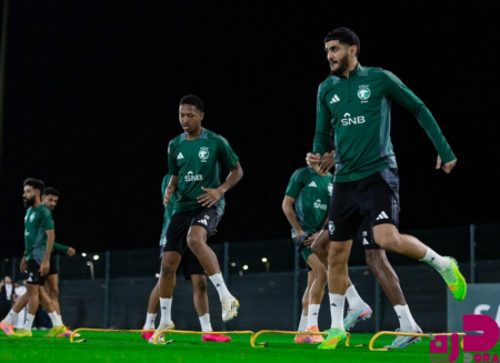 المنتخب السعودي يواجه نظيره الجزائري وديًا استعدادًا لكأس العرب 2025