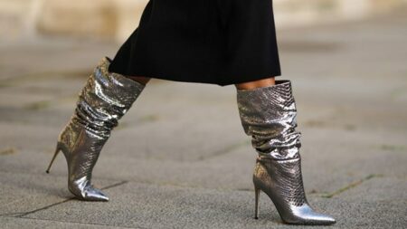 أحذية «Slouchy» تعود بقوة.. في شتاء 2025