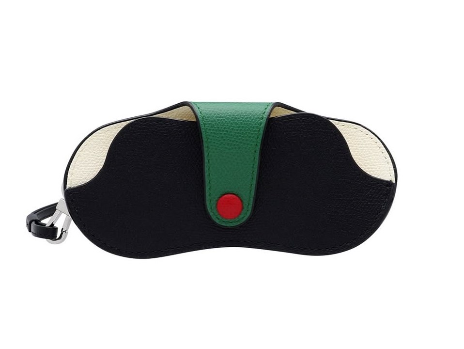 إليكِ مجموعة هدايا فاخرة.. في عيد الاتحاد الـ54