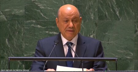 العليمي يدعو لتركيز الجهود ضد الحوثي